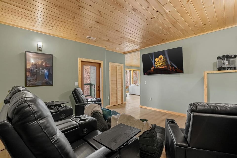 Beachfront House in Gatlinburg