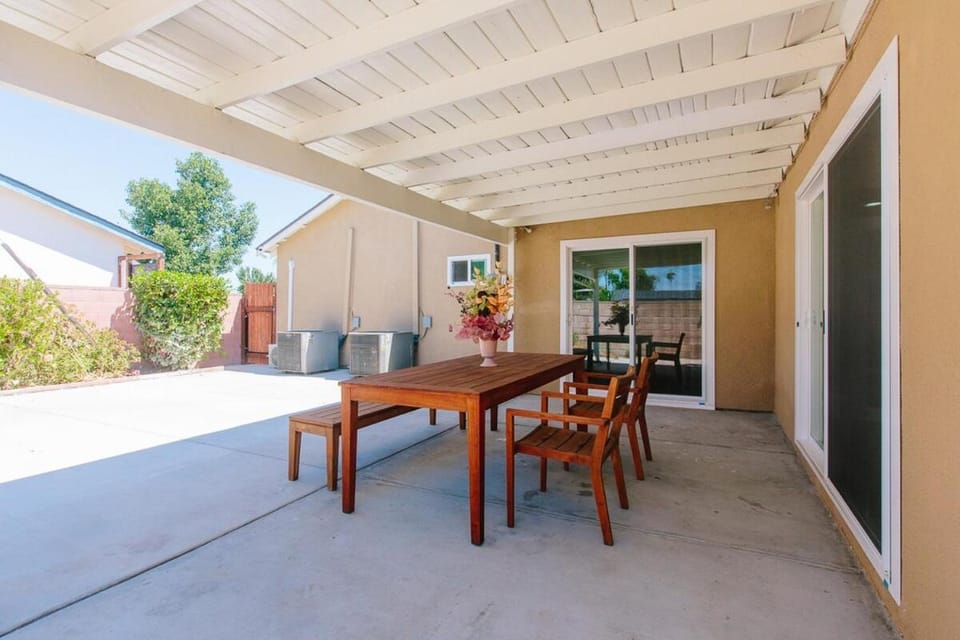 Disney Getaway 3BR Home with Yard and Parking House in Hacienda Heights