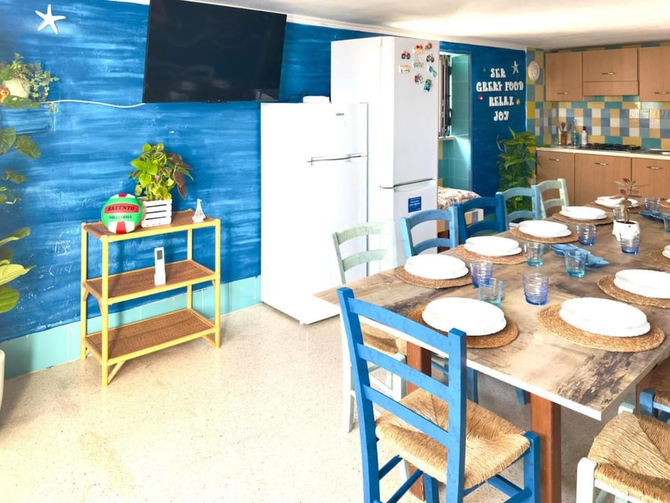 Beach House a 100 m dal mare • fino a 16 ospiti Villa in Marina di Mancaversa-Giannelli
