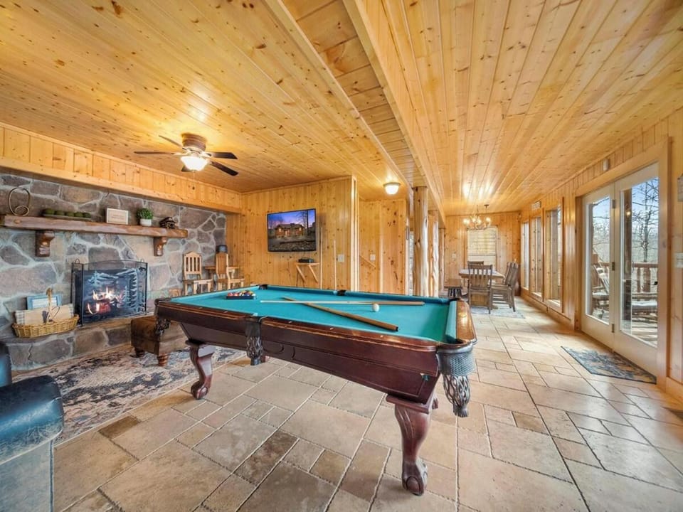 Eden's View House in Pittman Center