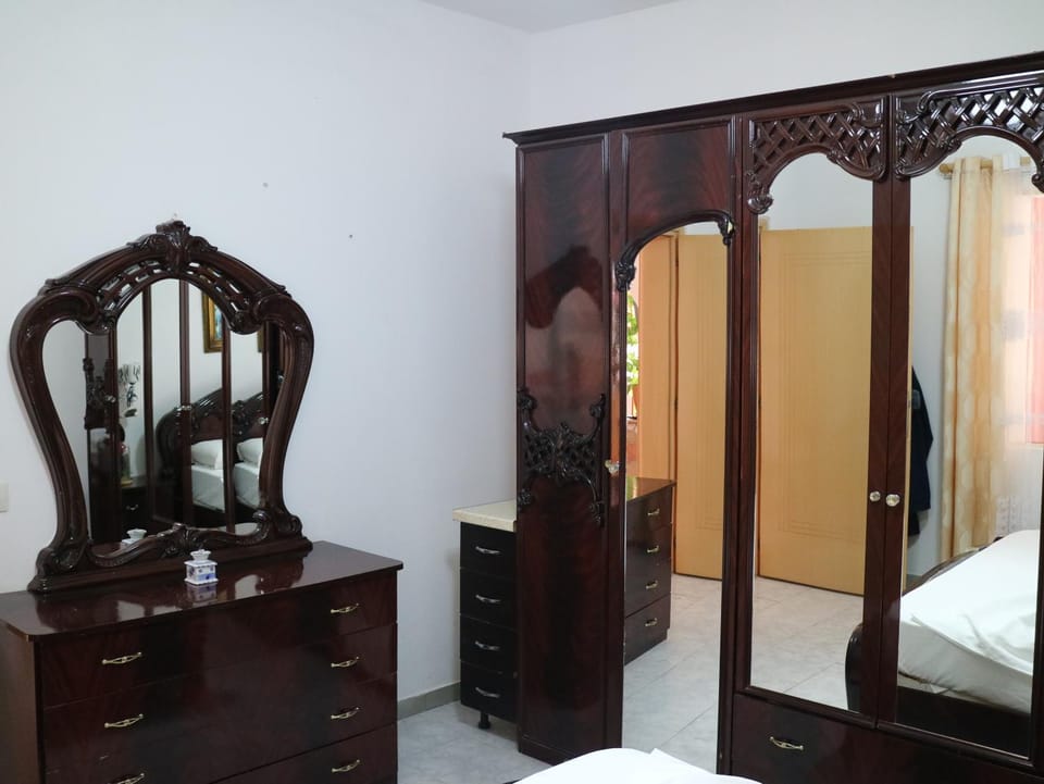 Bed, Bedroom, wardrobe