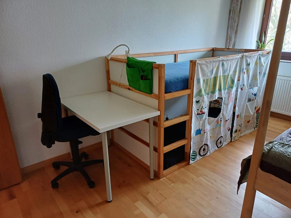 bunk bed