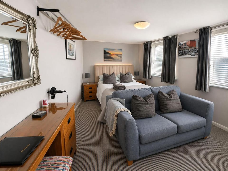 Smugglers Luxury Accommodation Inn in Sheringham