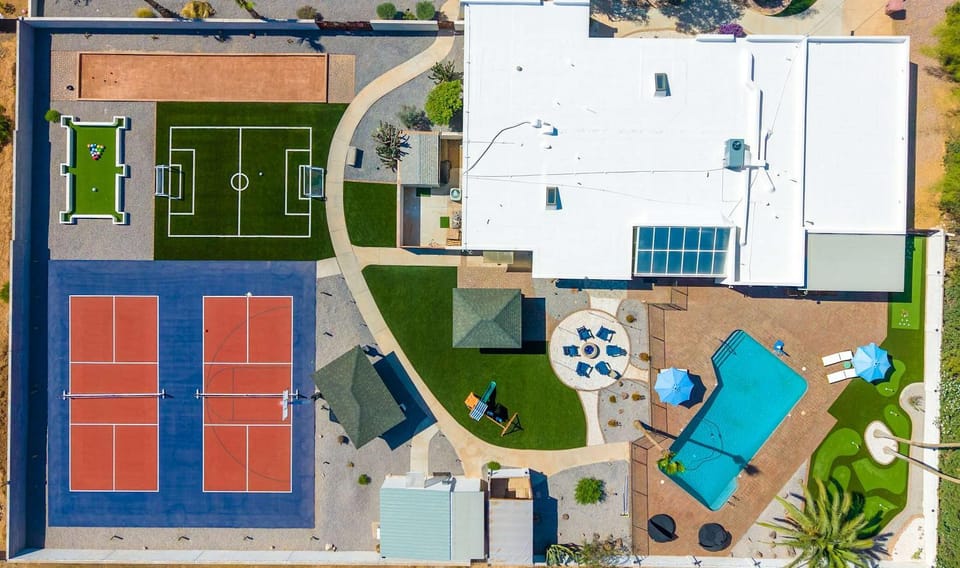 Sonoran Grove Epic Yard with Two Pickleball Courts House in Paradise Valley