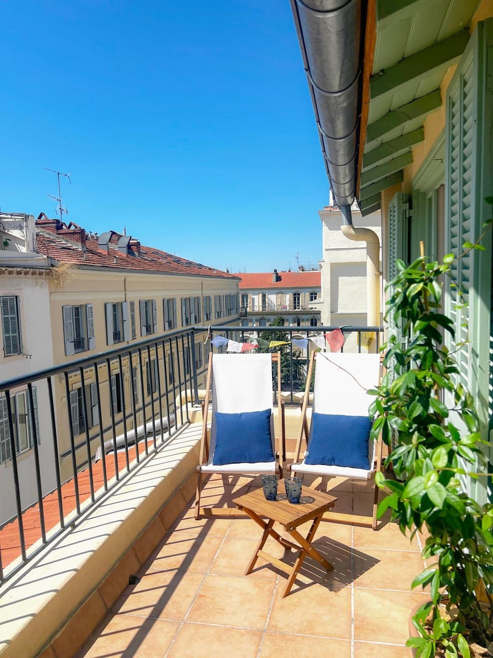 Balcony/Terrace, sunbed
