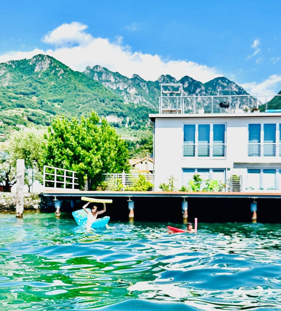 Dock House Apartment in Province of Brescia
