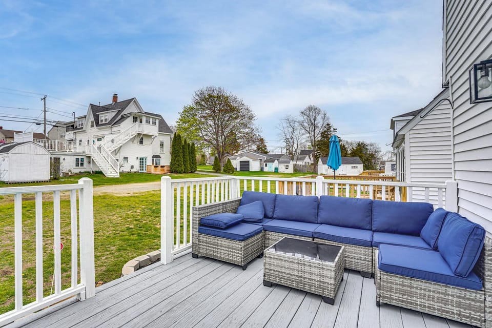Walk to North Beach! Marsh-View Condo in Hampton House in Hampton