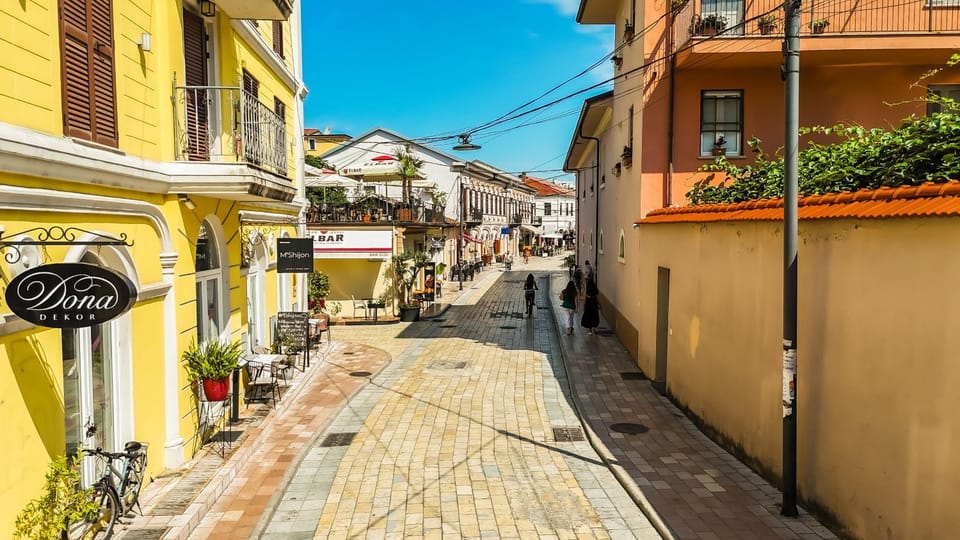 Day, Street view, Location