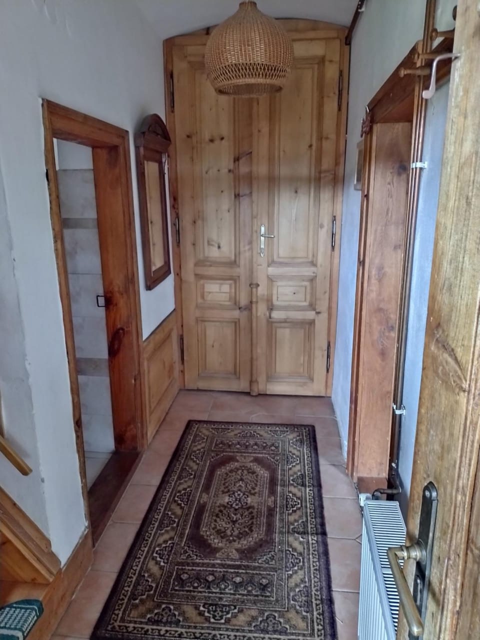 Facade/entrance