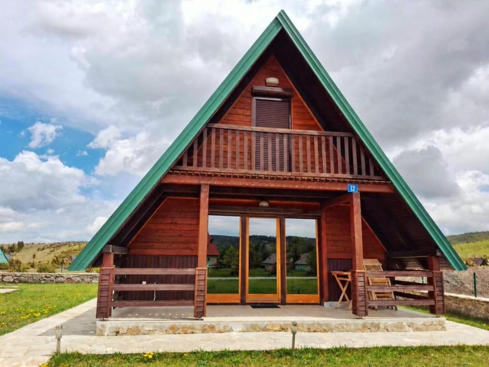 Property building, Natural landscape