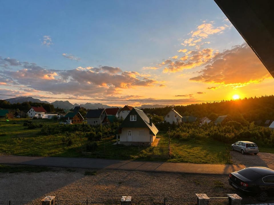 Neighbourhood, Natural landscape, Mountain view, Sunset, Parking