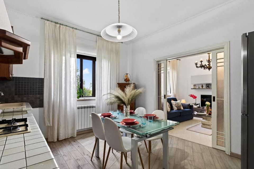 Peaceful house near the Lake &City Center House in Desenzano del Garda