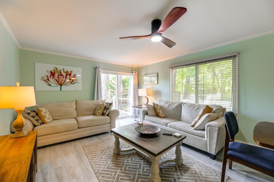 2 Mi to Bethany Beach: Duplex w/ Private Deck House in Bethany Beach