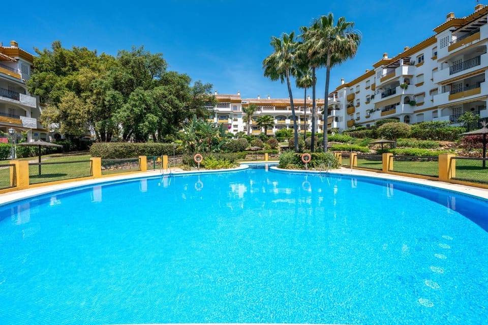 Property building, Pool view, Swimming pool