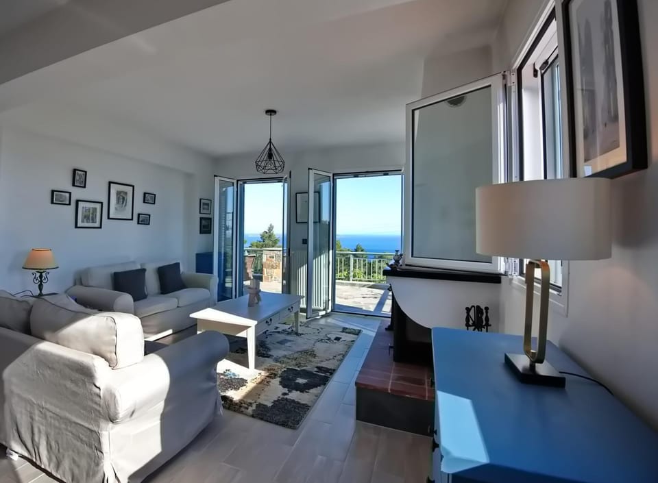 Agrielia House House in Sporades, Greece