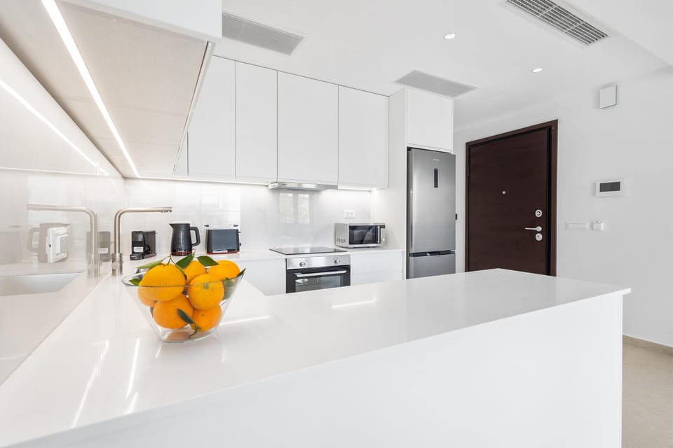 Kitchen or kitchenette, oven