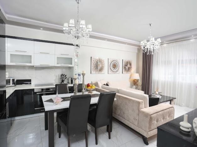 Living room, Dining area