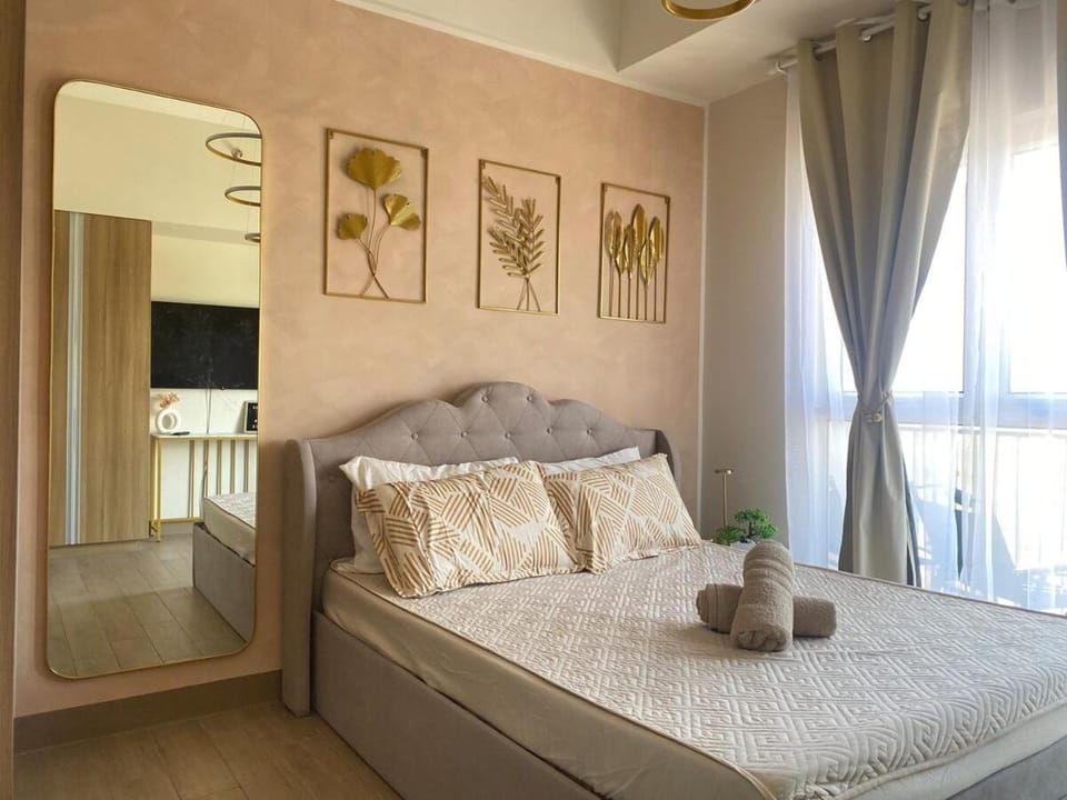 14th Flr Balcony Unit of La Cassia Residences in Maple Grove Apartment hotel in Calabarzon