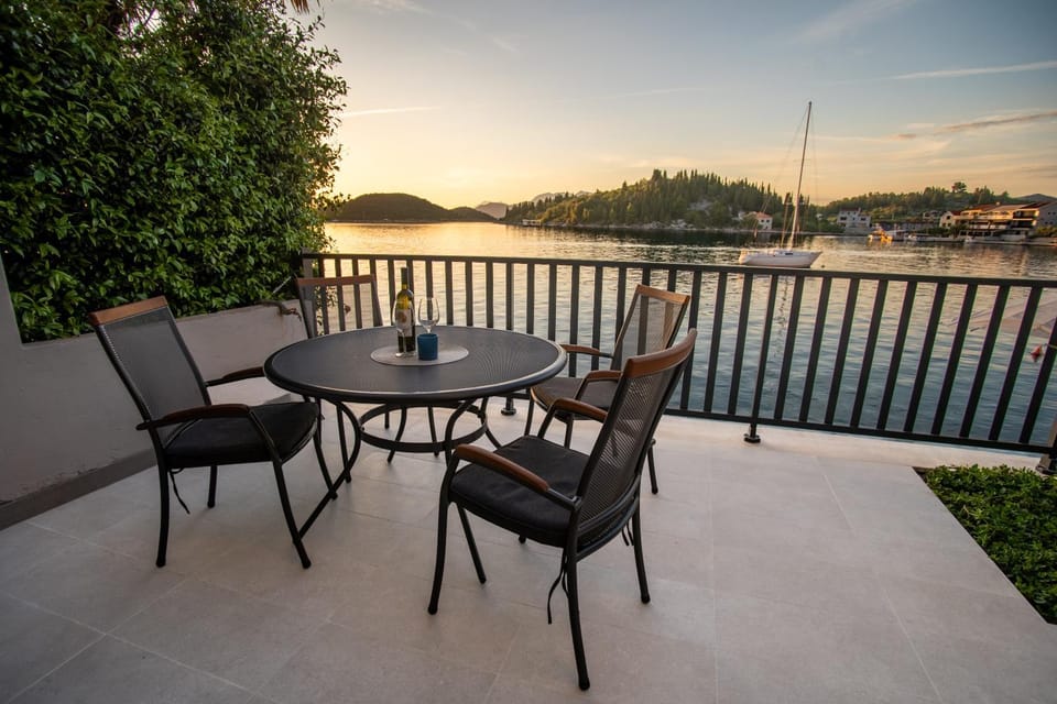Apartmani NoMaNi Apartment in Dubrovnik-Neretva County