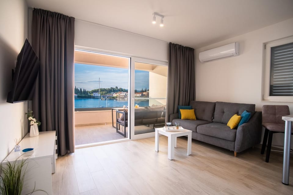 Apartmani NoMaNi Apartment in Dubrovnik-Neretva County