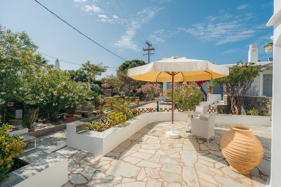 Balcony/Terrace, Garden view