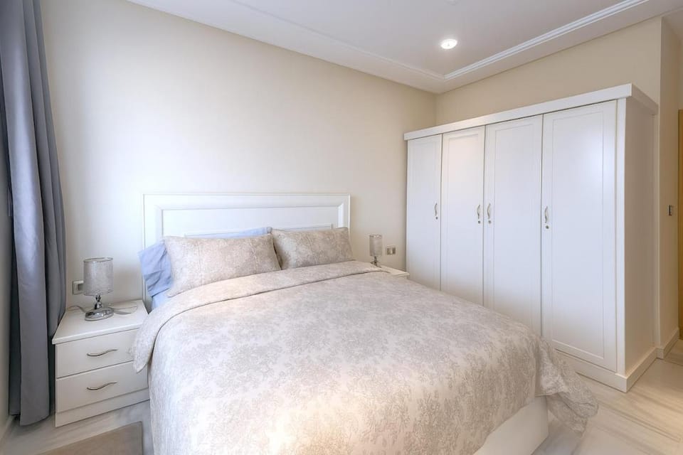 Apartment in downtown Corniche-Hilton & TGV station Apartment in Tangier