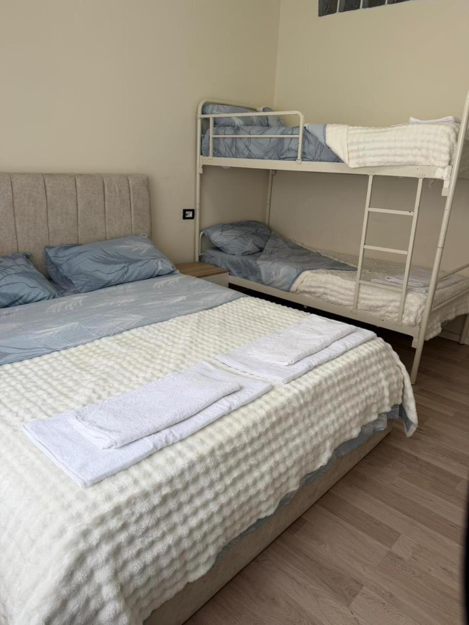 Bed, Bedroom, bunk bed, towels, wardrobe