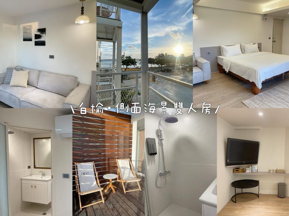 Bed, Natural landscape, TV and multimedia, View (from property/room), Balcony/Terrace, Living room, Photo of the whole room, Seating area, Dining area, Evening entertainment, Bedroom, Sea view