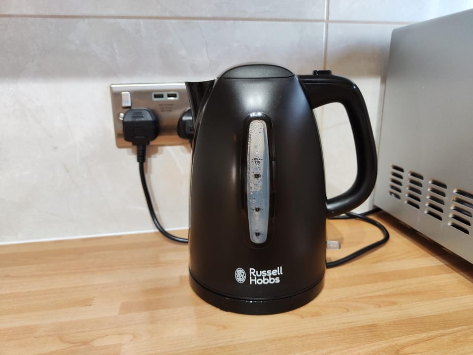 Coffee/tea facilities, Kitchen or kitchenette