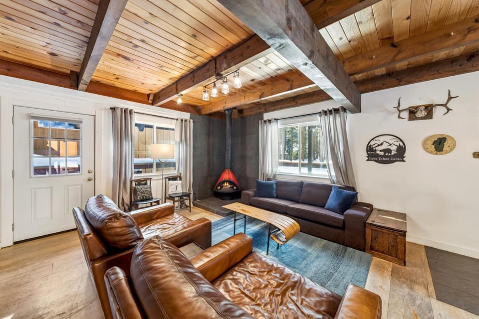 Living room, Seating area, fireplace, furniture