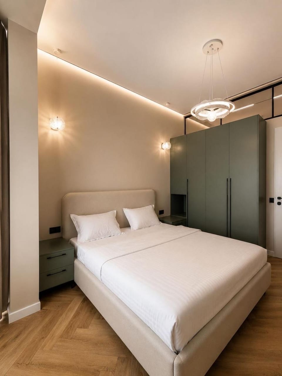 Bed, Photo of the whole room, Bedroom, wardrobe