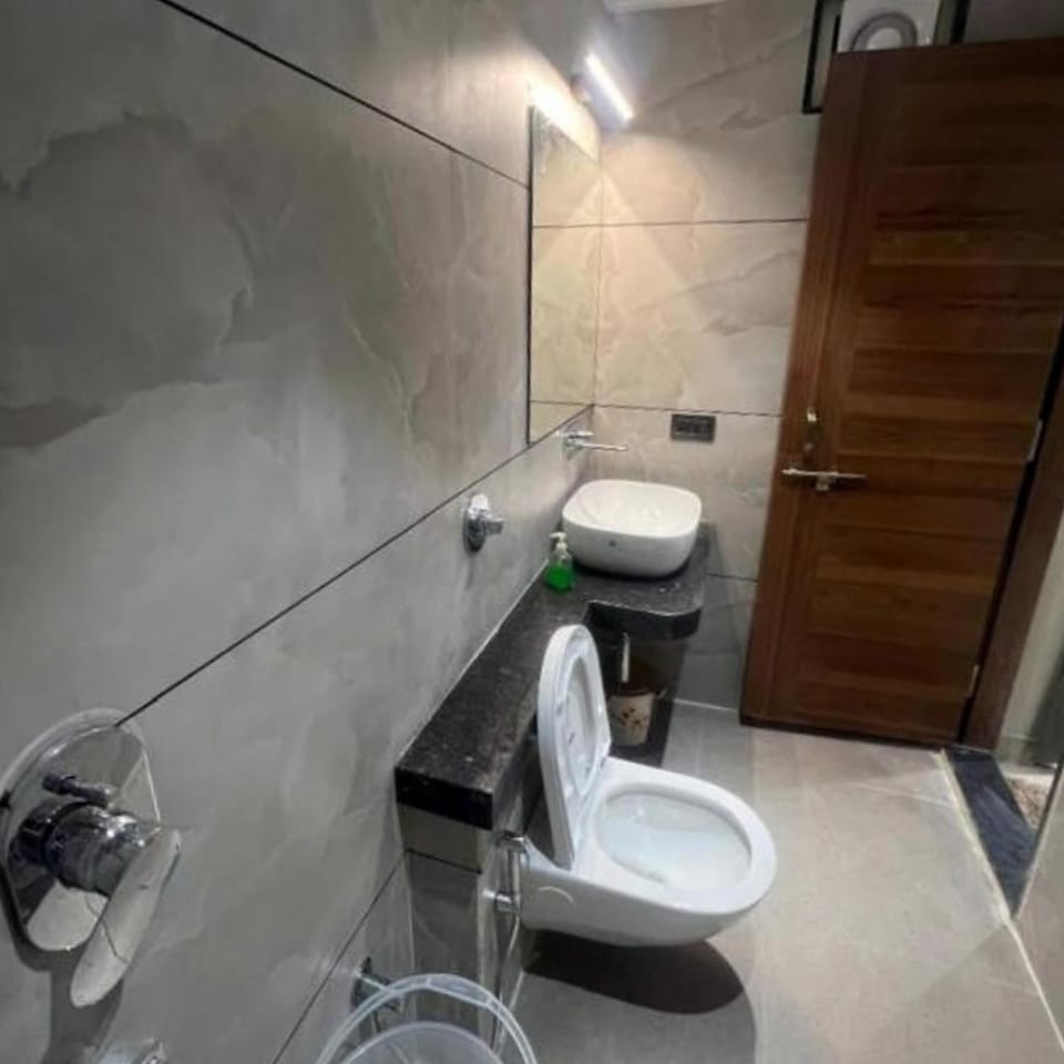 Toilet, Bathroom