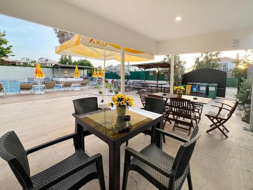 Paddys Apartments Ovacık Apartment in Ölüdeniz