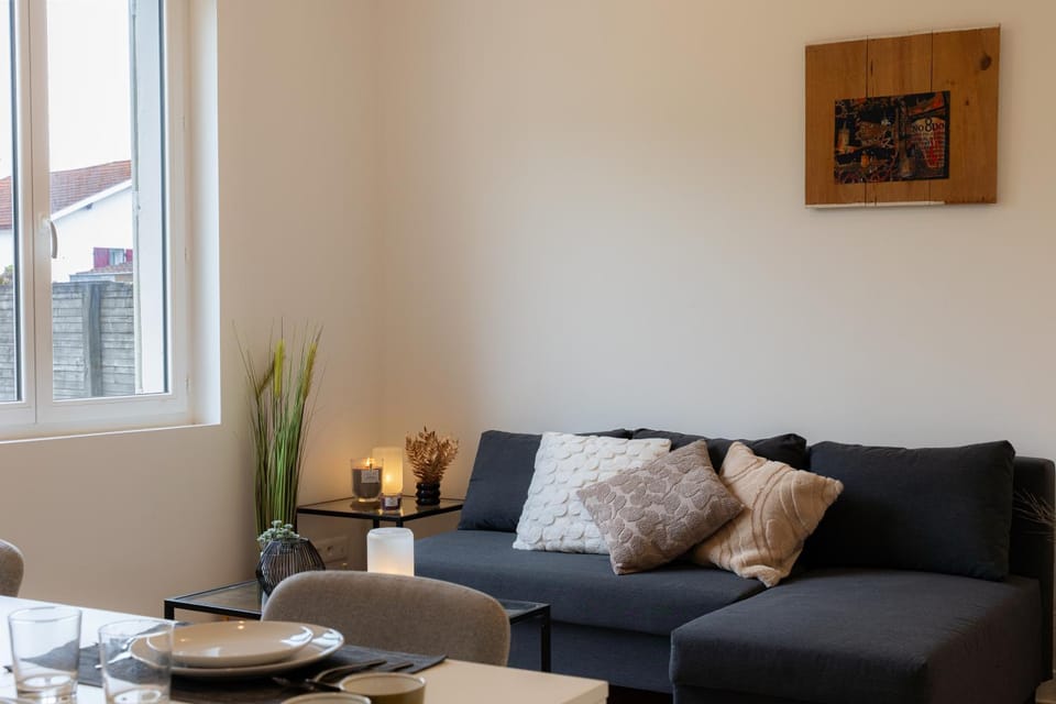 Living room, Decorative detail