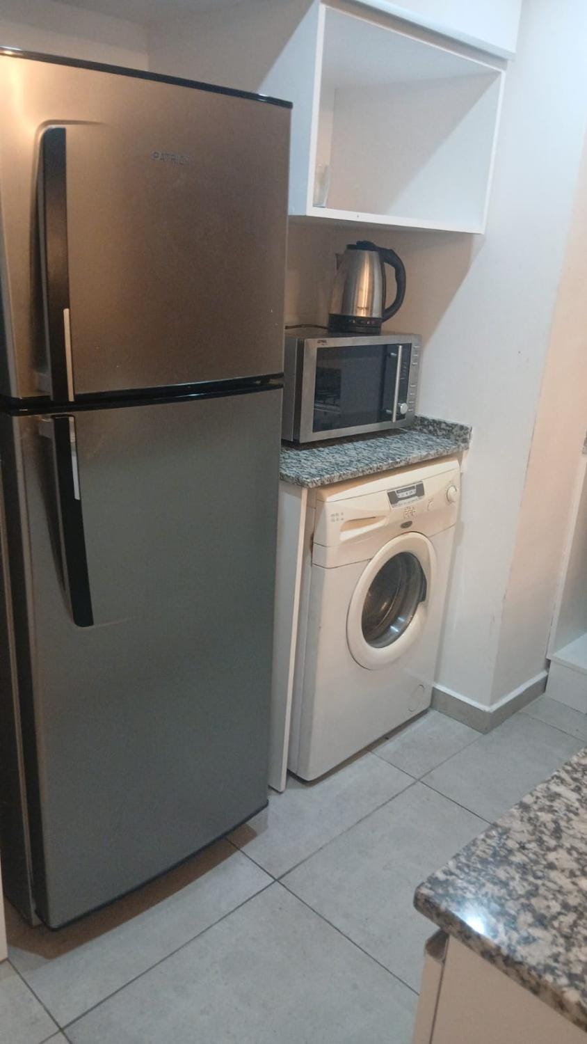 Maravilloso departamento en calle Venezuela con balcon Apartment in Buenos Aires