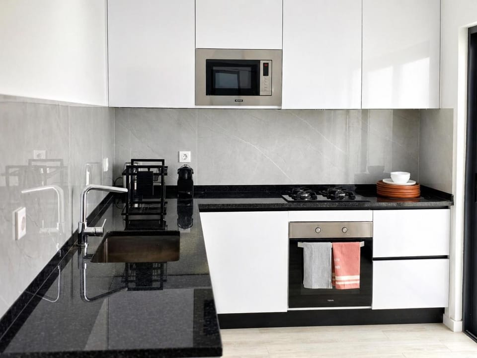 Appartement t2 moderne, piscine sur le toit Apartment in Praia