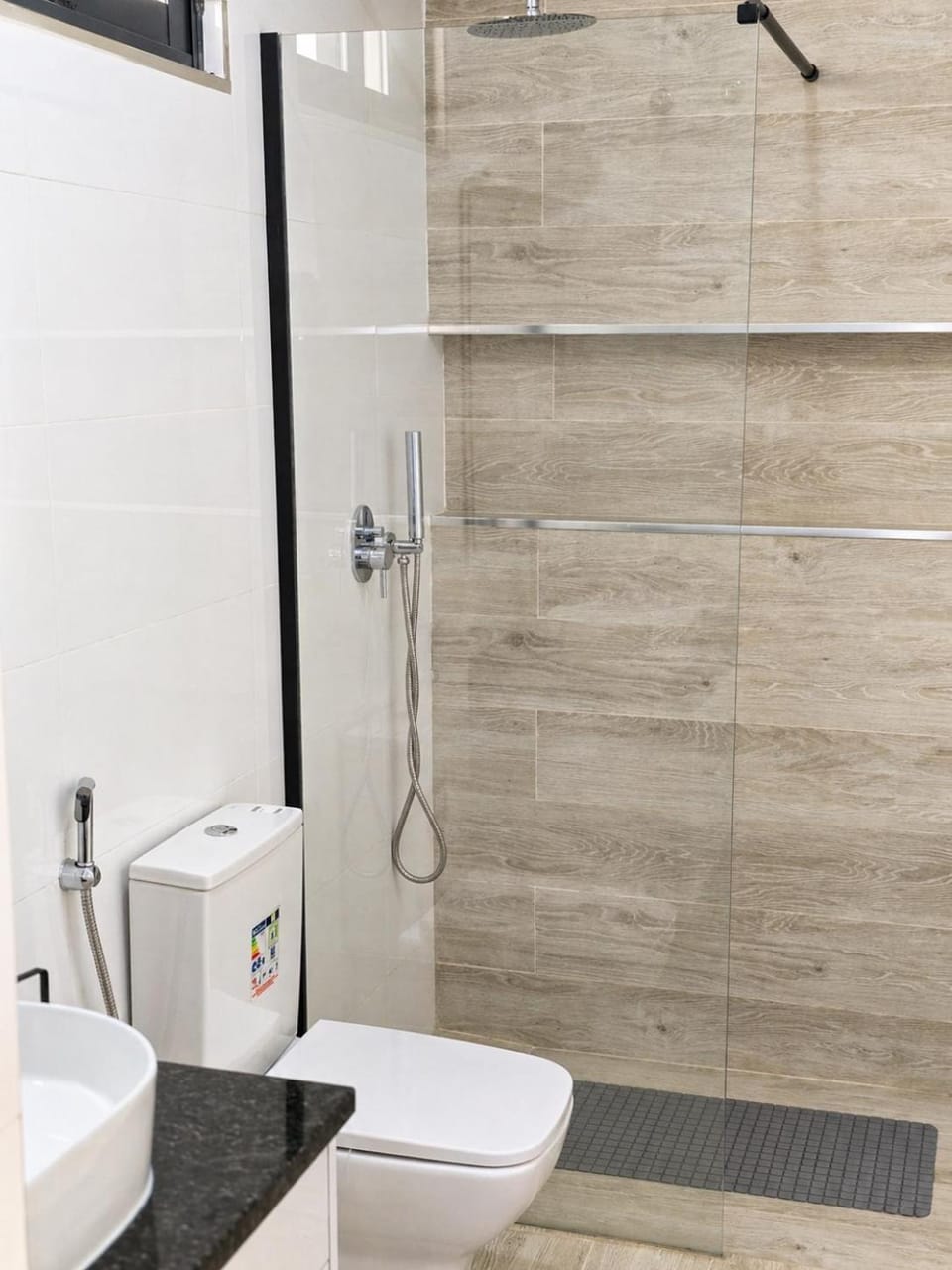 Appartement t2 moderne, piscine sur le toit Apartment in Praia