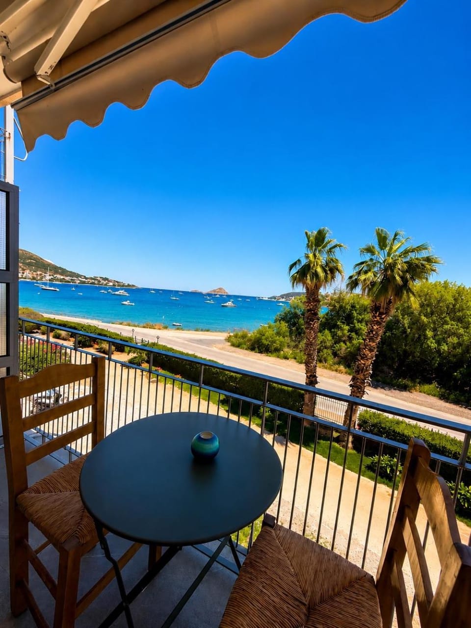 Carol Seafront Luxury apartment Apartment in East Attica Regional Unit, Greece