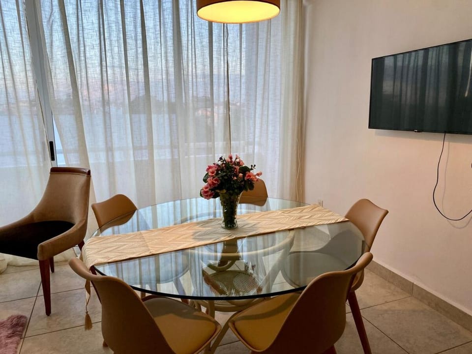 Elegant 2BR 2BA Retreat Pools 24x7 Sec Apartment in Cancun