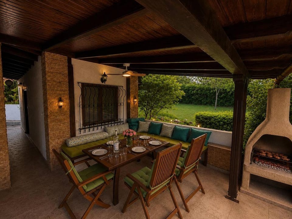 Sani Thalassa- Private Pool & 2Min Walk to the Sandy Beach House in Halkidiki