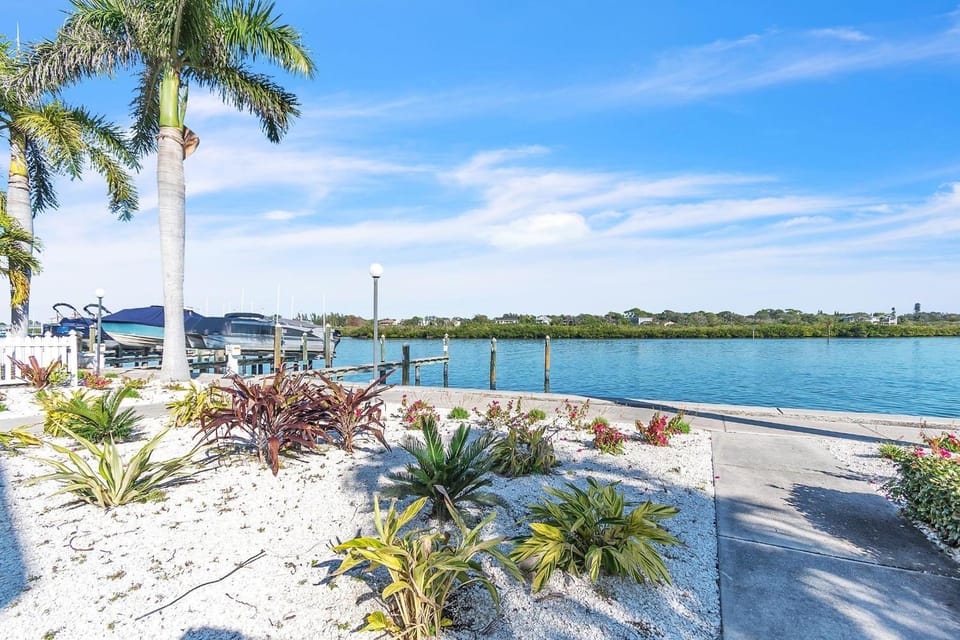 Barefoot Beach Resort A105 House in Indian Shores