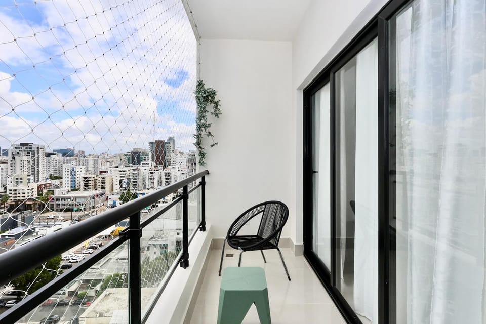 Day, View (from property/room), Balcony/Terrace, City view