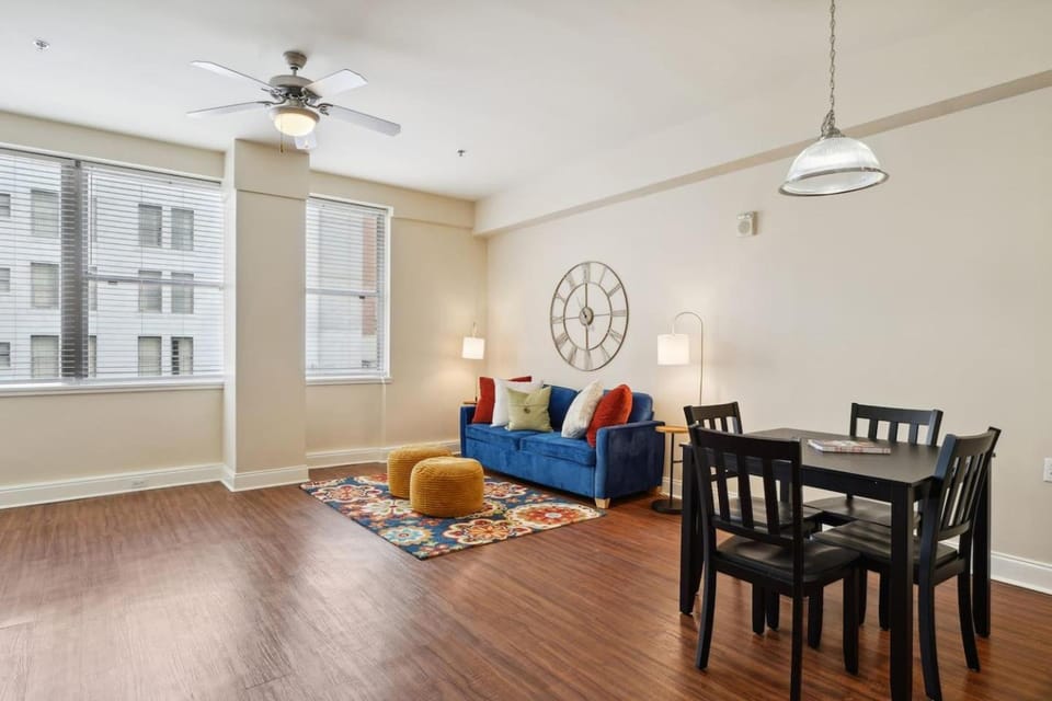 Suite de Charme 5 Min Stroll to French QuarterBourbon St Apartment in French Quarter