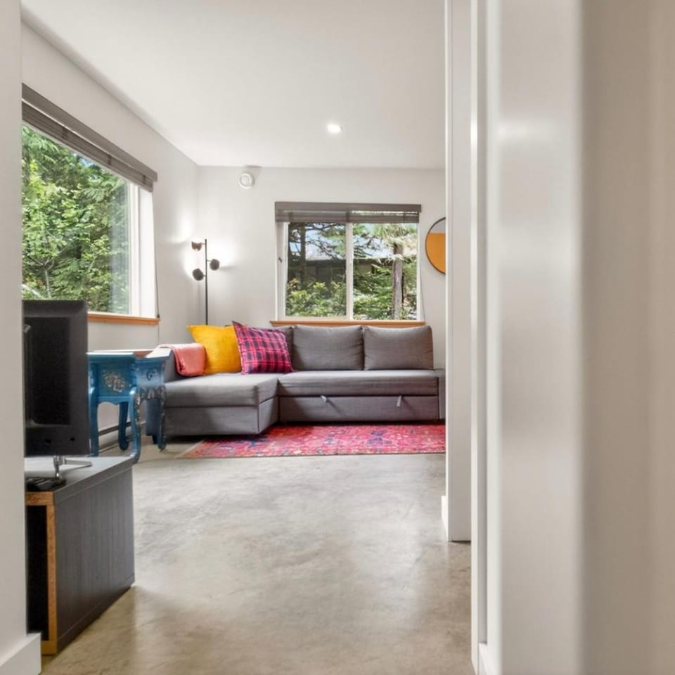 The Offshore Suite - Chill vibes close to downtown House in Ucluelet