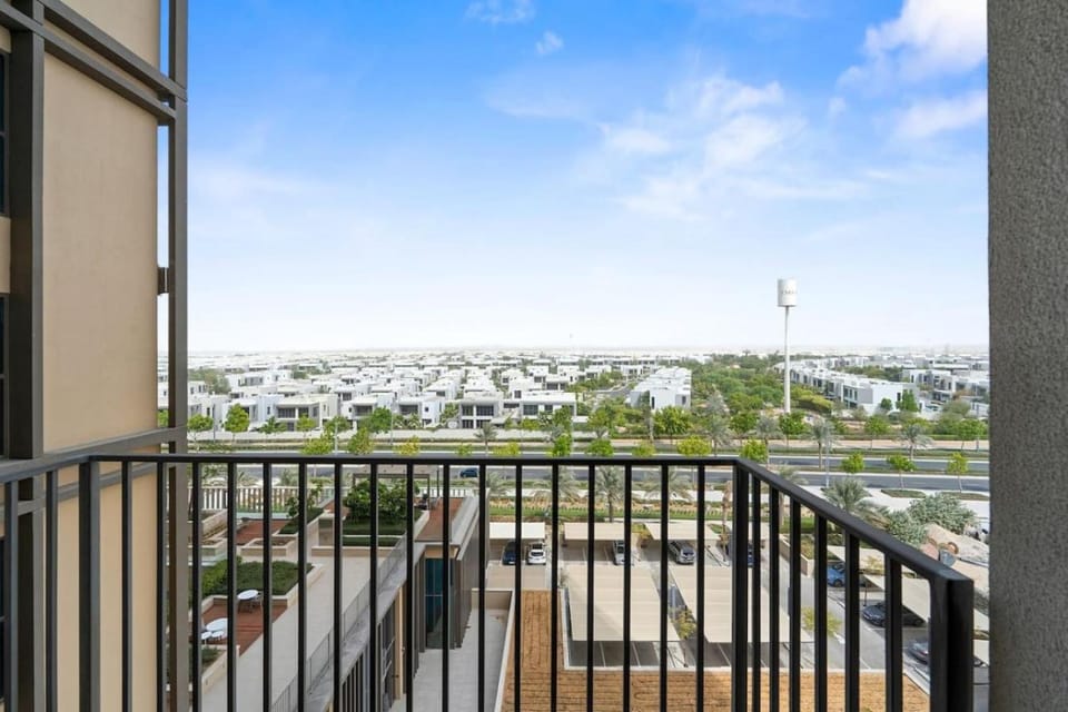 FIRST CLASS 1BR Bright Near Dubai Hills Mall Apartment in Dubai