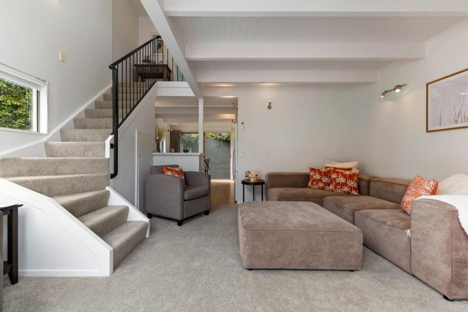 Location is gold 2 bed Apartment in Queenstown
