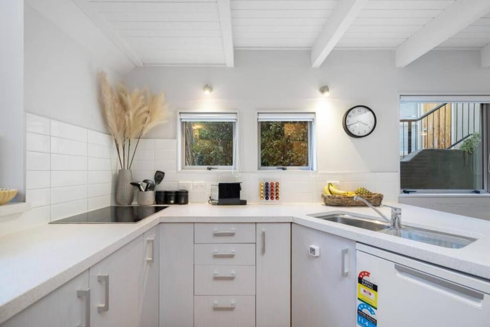 Location is gold 2 bed Apartment in Queenstown