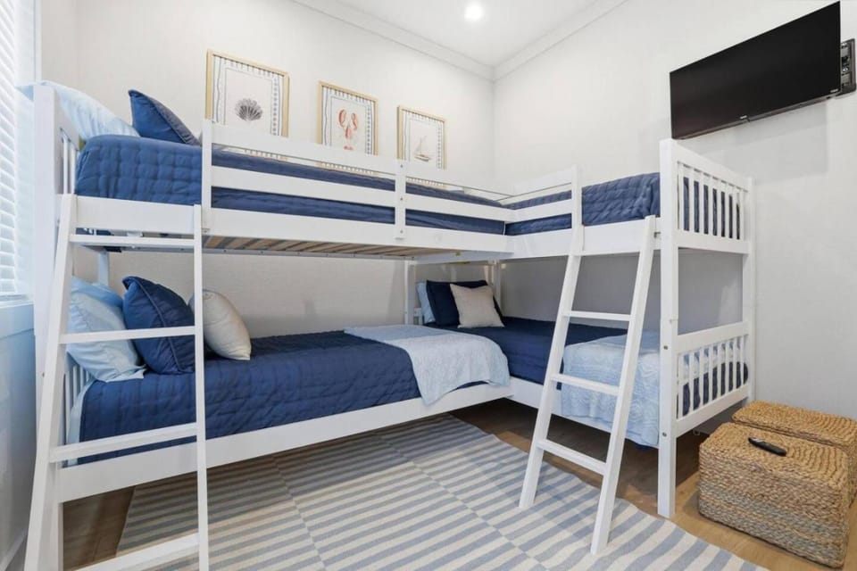 bunk bed