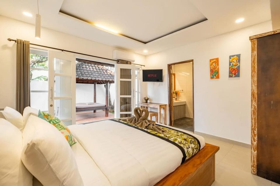 Bed, TV and multimedia, Photo of the whole room, Bedroom, air conditioner
