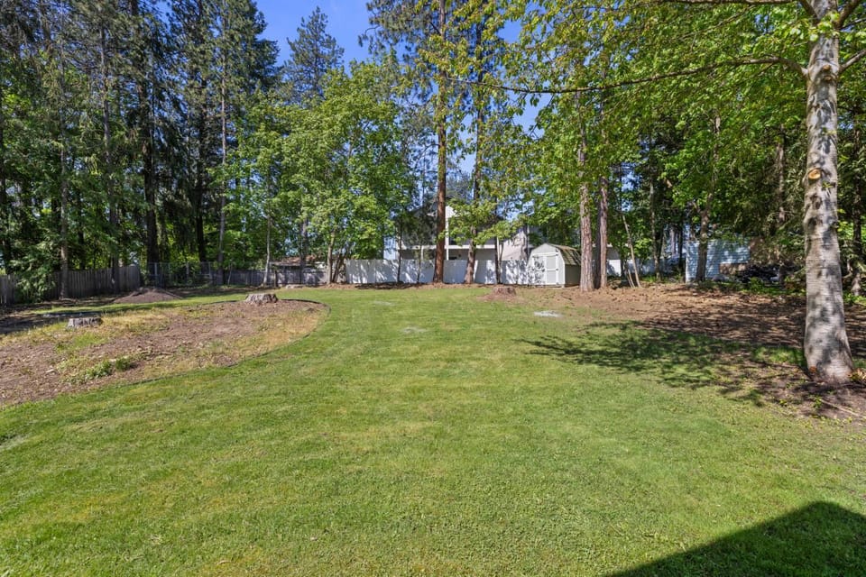 Modern 1BR With Garage and Yard Near Downtown CDA Apartment in Coeur dAlene